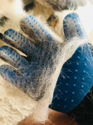 Fur Buster™ Pet Grooming Gloves